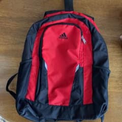 adidas リュックのサムネイル