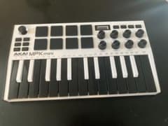 AKAI MPK mini MIDIキーボード 本体のみ 美品 動作確認済みのサムネイル
