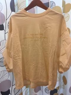 バルーン袖 ロゴTシャツのサムネイル