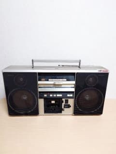 明日迄の出品‼️最安値です。新品　昭和レトロなカセットデッキ SCRーB7 明日迄の出品‼️最安値です。新品 昭和レトロなカセットデッキ SCRーB7