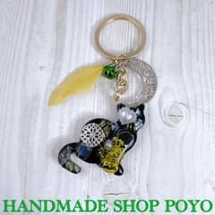 【2668】ぐで猫 チャーム 天然石 キーホルダー　オルゴナイト みけねこ 2668】ぐで猫 チャーム 天然石 キーホルダー オルゴナイト みけねこ