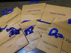 ショップ袋LVのサムネイル