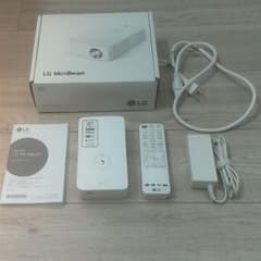 LG PH３０JG プロジェクター　ホームシアターのサムネイル