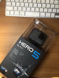 GoPro HERO5 【使用感有、アクセサリー付き】のサムネイル