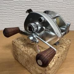 シマノ★バンタム100★国産オールドベイトリール★ウッドノブ★動作良好 m24258515009_1.jpg?1754714338