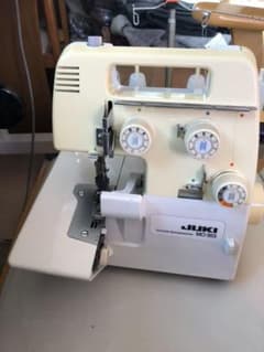 ロックミシン　JUKI MOー303 ジャンクのサムネイル