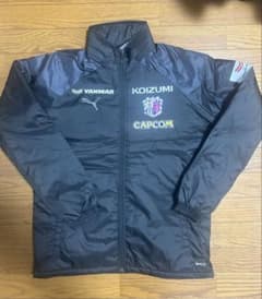 セレッソPUMAウォーマー上下M黒 YANMAR セレッソPUMAウォーマー上下M黒 YANMAR - メルカリ