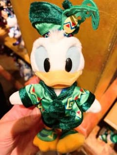 ディズニーイースター2018 ドナルド ぬいぐるみバッジのサムネイル