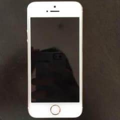 値下げ中！iPhone5s シャンパンゴールド 64GBのサムネイル