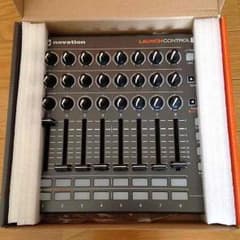 novation LAUNCH CONTROL XLのサムネイル