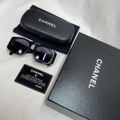 CHANEL マトラッセ サングラス ココマーク ヴィンテージ 付属品のサムネイル