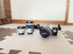 PENTAX Q10 レンズ3本付き　＋オマケのポーチのサムネイル