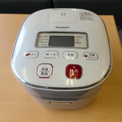 SHARP 炊飯器　3合炊　KS-C5H-W　2015年製のサムネイル