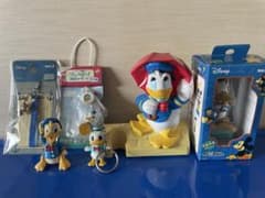 ドナルド ディズニー 首振り キーホルダー ストラップ セット - メルカリ