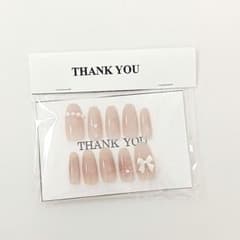 ネイルチップ パール リボン ピンクベージュ　ネイルシール、おまけ付きのサムネイル