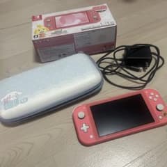 Switchライト本体アロハ柄 コーラル シナモンケース 充電器 使用感あり Switchライト本体アロハ柄 コーラル シナモンケース 充電器 使用感あり