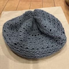 透かし編み ベレー帽 グレーのサムネイル