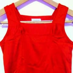 お値下げ！タンクトップ。真紅です。のサムネイル