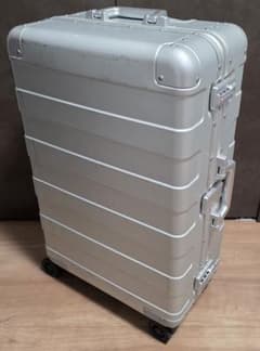 無印 MUJI Labo アルミハードキャリーケース 60リットル シルバー