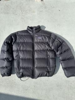 Patagonia ブラック ダウンジャケット　S 訳あり商品のサムネイル