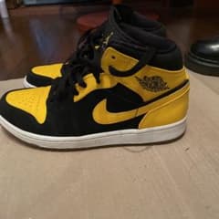 NIKE ナイキ エアジョーダン1のサムネイル