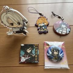 刀剣乱舞 アクリルスタンド 缶バッジ ストラップ 5点セット - メルカリ