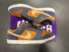 Nike SB Dunk Low オレンジ グレー スニーカーのサムネイル