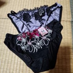 新品未使用　　ショーツ２枚セットのサムネイル