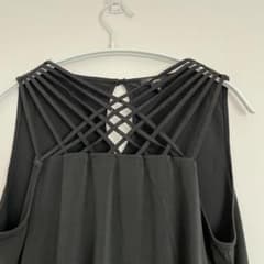 Cupio [L] Sleeveless Cut and Sew Top with Cross Back Design for a Flattering Look