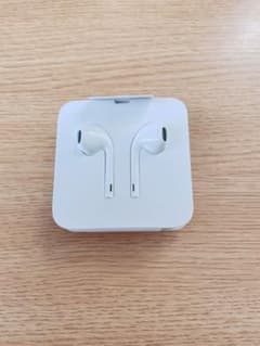 iPhone 純正イヤホン アップルのサムネイル