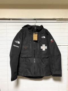 Supreme The North Face Mountain Jacketのサムネイル