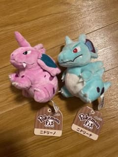 ポケモンセンター Pokemon ニドリーノ ニドリーナ ピカチュウ 別売りのサムネイル