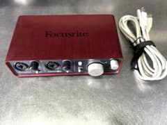Focusrite Scarlett 2i2 オーディオインターフェース