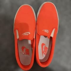 Nike オレンジ スリッポンのサムネイル