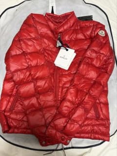 MONCLER ダウンジャケット レッド 新品タグ付きのサムネイル
