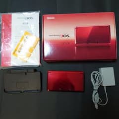 ニンテンドー3DSフレアレッドのサムネイル