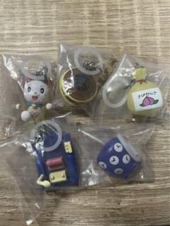 ドラえもん めじるしアクセサリー　5個セット カプセルトイのサムネイル