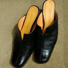 幅が狭くて履けないのでのサムネイル