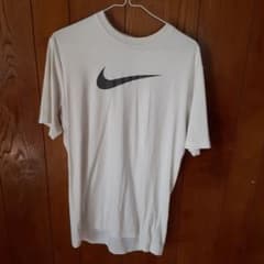 NIKE Tシャツのサムネイル