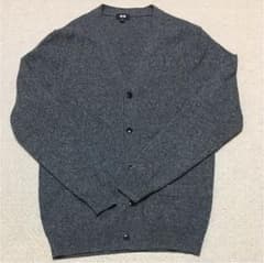 UNIQLO ユニクロ ラムVネックカーディガンのサムネイル