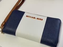 MICHAEL KORS 財布のサムネイル