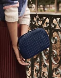 Sezane VICTOR バッグ セザンヌ ネイビー ショルダーバッグ レザー 