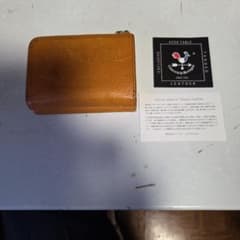 Conceria la Bretagna S.p.A 牛革 三つ折り財布 - メルカリ