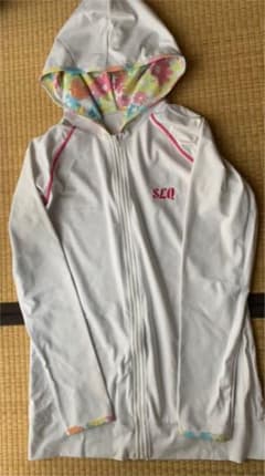 ラッシュガード パーカーのサムネイル