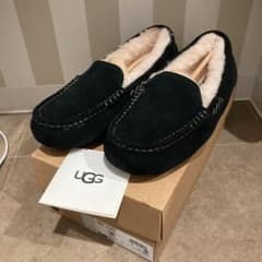 UGG モカシン　アンスレー　黒　ブラック　US8 25cmのサムネイル