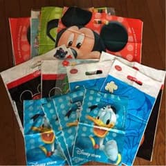 ディズニーストアショップ袋のサムネイル