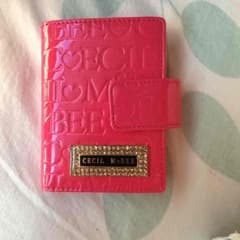 CECIL McBEE ピンクエナメル カードケースのサムネイル