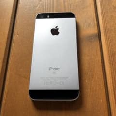 iPhone   SE   第1世代　128GBのサムネイル