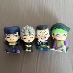 JoJo Shoulder lean Diamond Is Unbreakable Set of 4