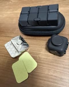 フィジェットトイ 3点セットのサムネイル